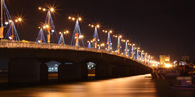 Cầu Trần Phú Nha Trang