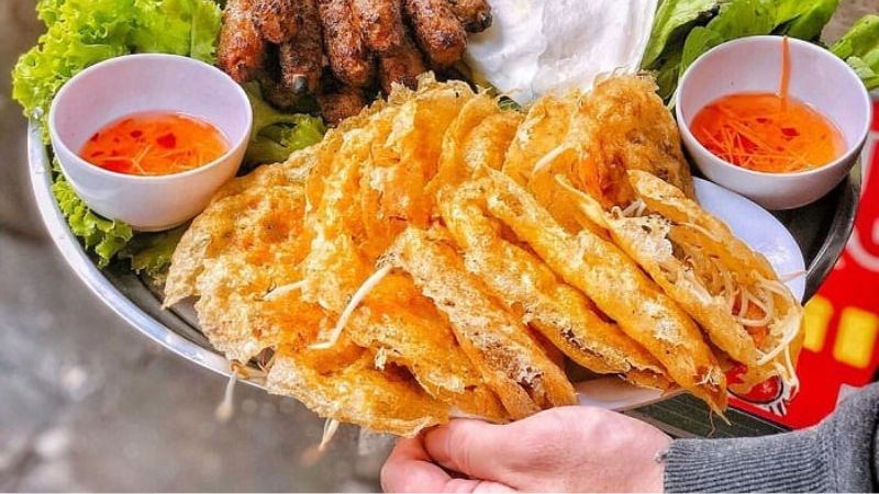 Bánh xèo tôm nhảy Đà Nẵng hấp dẫn như thế nào?