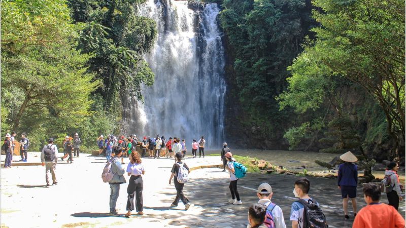 Khám phá khu du lịch Tea Bobla Waterfall