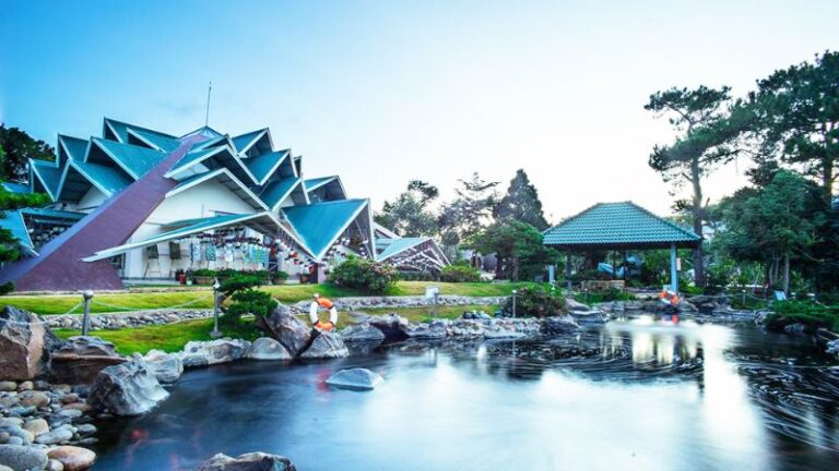 Bài đánh giá khu du lịch Lá Phong