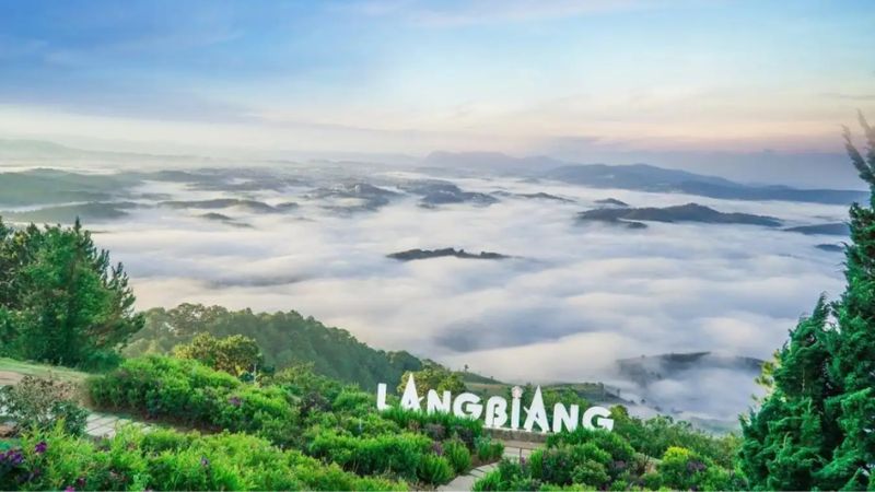 Langbiang Mountain (Đỉnh núi Langbiang Đà Lạt)