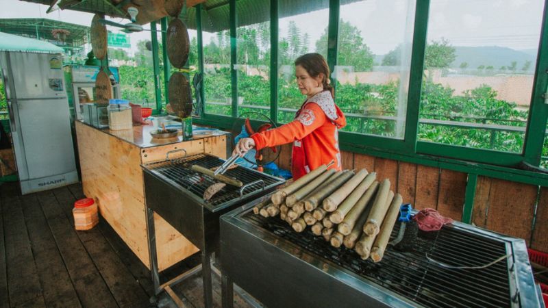 Trải nghiệm ăn uống tại khu nhà hàng