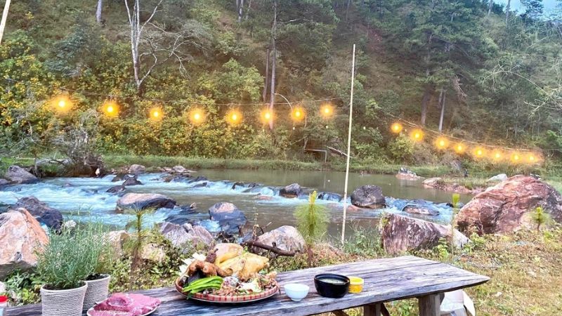 Trải nghiệm cắm trại, đi picnic tại thác