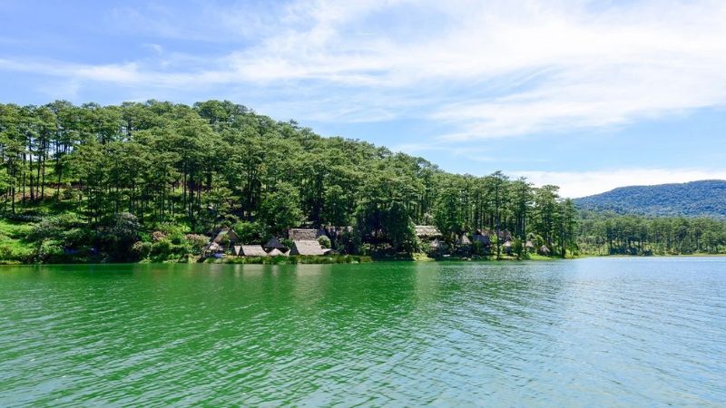 Tuyen Lam Lake (Hồ Tuyền Lâm)