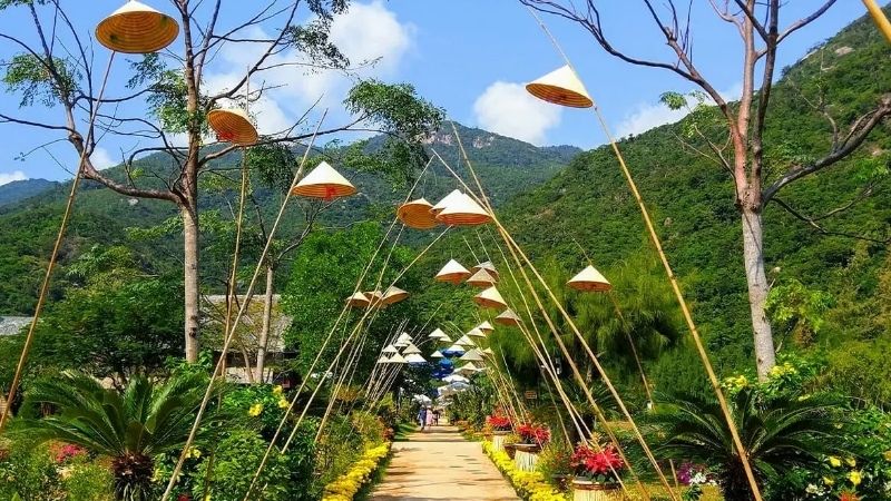 Đảo Hoa Lan Nha Trang - Quên Lối Về Bởi Vẻ Đẹp Thiên Nhiên