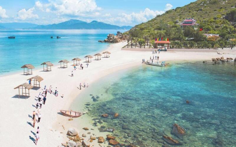 Mùa nào đẹp nhất đến đảo yến Nha Trang?