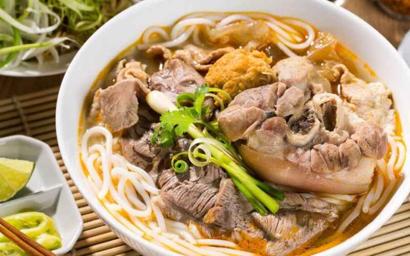 Món ăn Đà Nẵng Bún Bò 