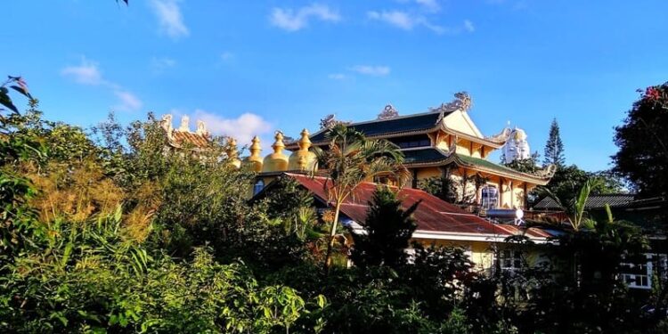 Chùa Quan Âm Đà Lạt - Nơi bình yên giữa chốn đô thị phồn hoa 5 chùa quan âm đà lạt