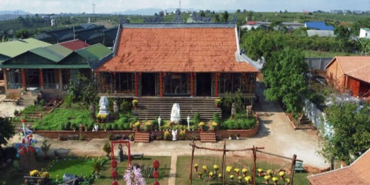 Chùa Trà Bảo Lộc - Nét đẹp thanh tịnh giữa lòng phố núi 5 chùa trà bảo lộc