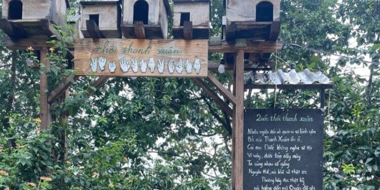 Quán của thời thanh Xuân - Tiệm trà đặc biệt có 1-0-2 ở Đà Lạt 10 Quán của thời thanh Xuân