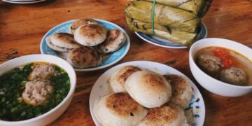 Bài đánh giá bánh căn cô Hoa Đà Lạt