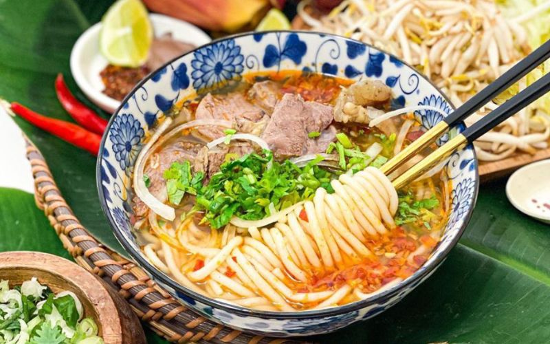 Bún bò Trần Gia Hy Đà Lạt chuyên phục vụ các món chuẩn gốc Huế