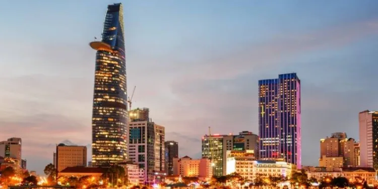 Khám phá Bitexco và ngọn hải đăng giữa lòng thành phố hoa lệ 10 Bitexco, biểu tượng của trung tâm TP.HCM