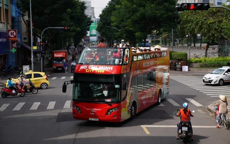 Mua vé đi tour xe bus hai tầng sài gòn như thế nào?