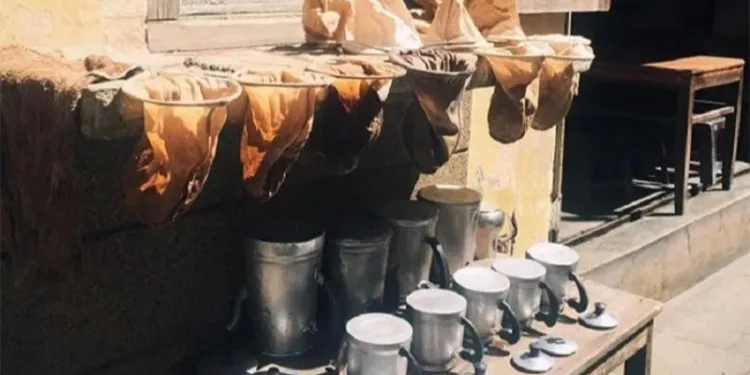 Khám phá cà phê vợt Sài Gòn – Hành trình trở về ký ức đô thị