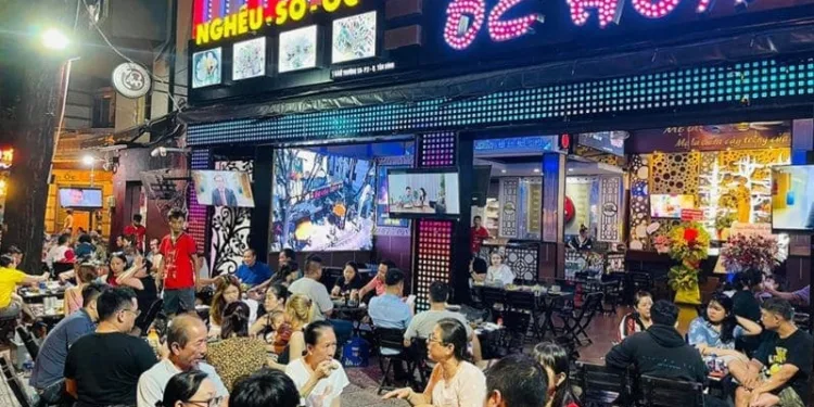 Quán ốc Hòa Trường Sa có ngon không?