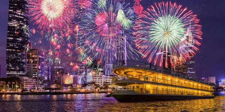 Bật mí 5 quán cafe xem pháo hoa Sài Gòn với view cực đỉnh 6 Các quán cafe xem pháo hoa Sài Gòn view đẹp