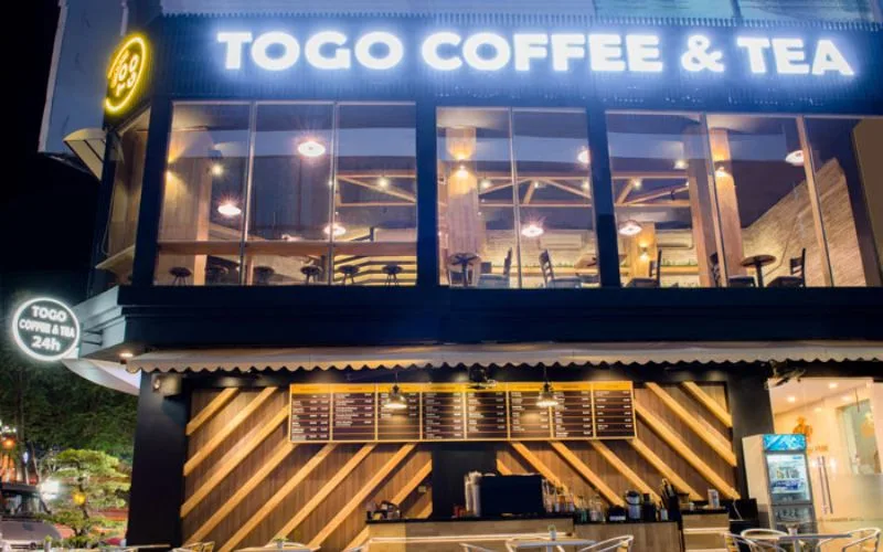 Togo Coffee & Tea là quán cafe đêm Sài Gòn mang đến không gian trẻ trung