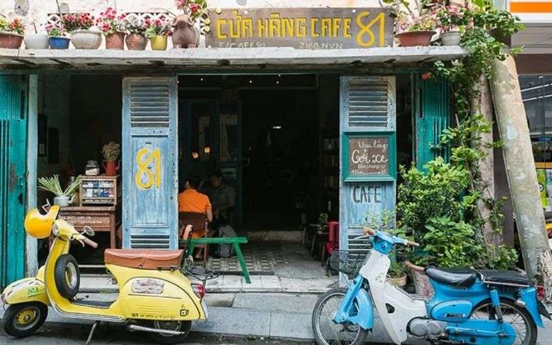 Không gian quán Cafe 81 lưu giữ những khoảnh khắc đẹp về một Sài Gòn xưa