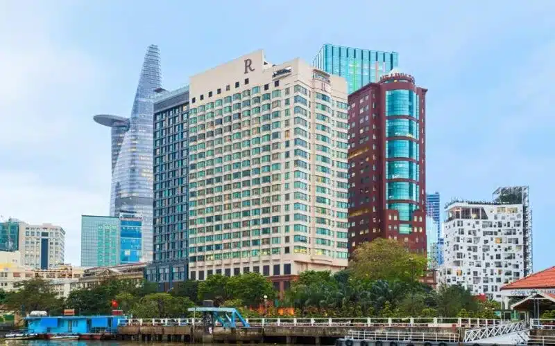 Renaissance Riverside Hotel Saigon - Top khách sạn xịn nhất Sài Gòn