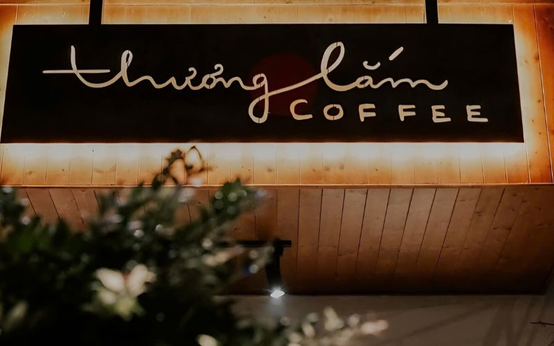 Thương lắm Coffee nổi tiếng với phong cách tối giản