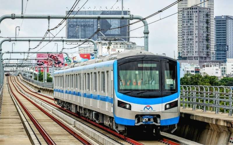 Metro Sài Gòn - Tiện lợi, nhanh chóng, hiện đại