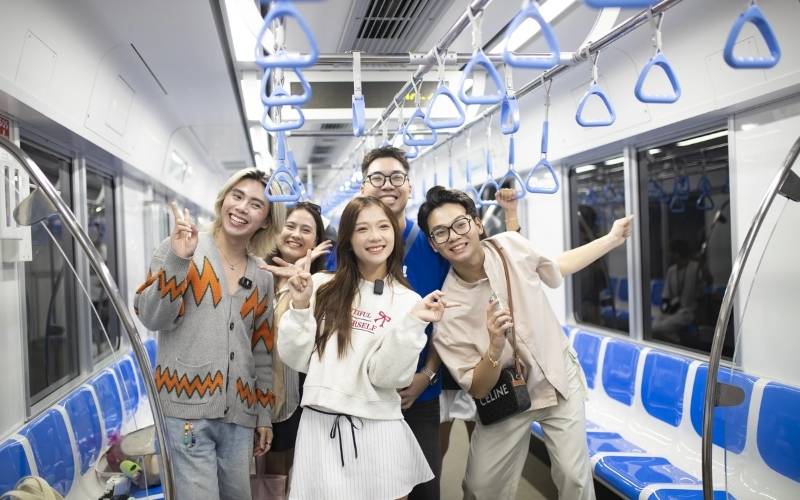 Check-in cực ấn tượng tại ga Metro Sài Gòn, bạn đã thử chưa? 