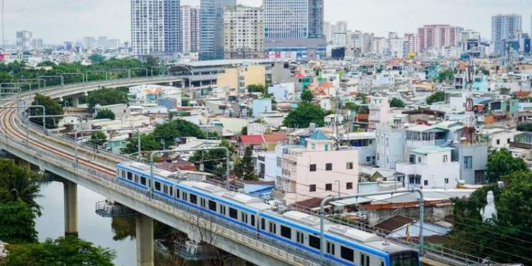 Metro Sài Gòn - Di chuyển thông minh, khám phá thành phố dễ dàng!