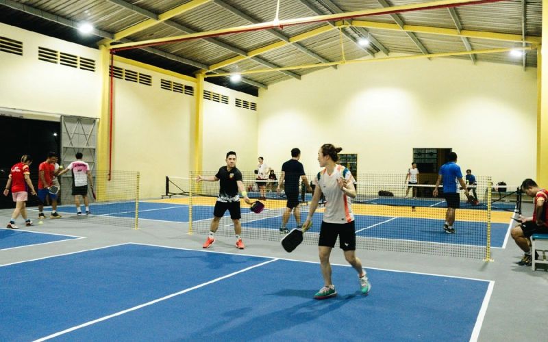 Sân Pickleball Quận 7 Huỳnh Tấn Phát có giá thuê khá rẻ, phù hợp mọi đối tượng