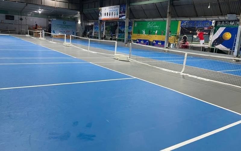 8+ sân Pickleball quận 12 – Địa điểm hấp dẫn cho team mê vận động 15 Sân Pickleball & Cầu Lông Miss Ú là lựa chọn hàng đầu trong các lựa chọn Sân Pickleball Quận 12!