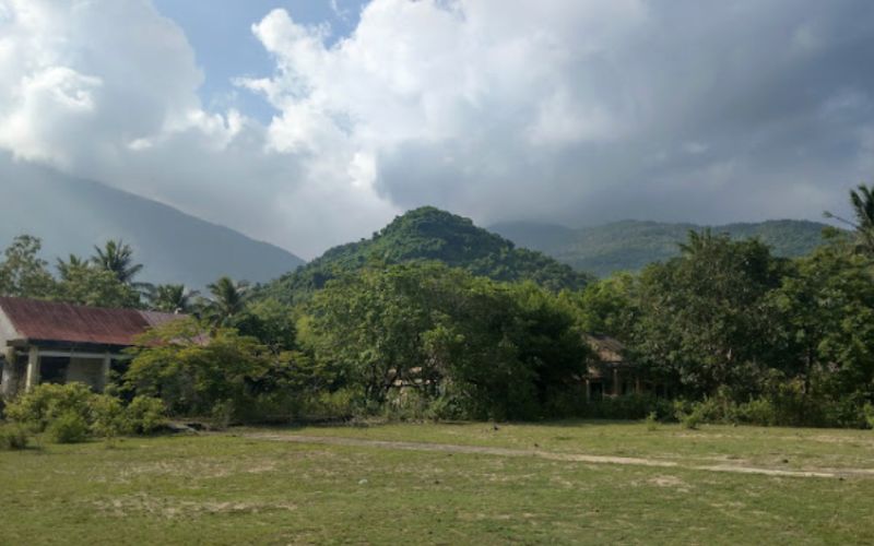 Trải nghiệm biển Làng Vân - Bước chân đến thiên đường biển hoang sơ 9 Ngắm vẹn nguyên nét mộc mạc của cảnh đẹp nơi Làng Vân