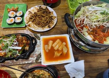 Bớp Bư Bự - Quán ăn Hàn Quốc thu hút đông đảo giới trẻ Đà Thành