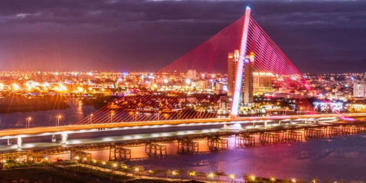 Cầu Trần Thị Lý - Nét chấm phá hiện đại trên dòng sông Hàn