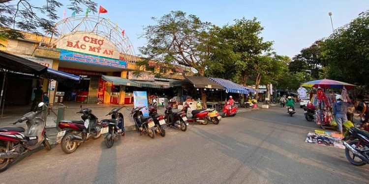 Ngao du khu chợ Bắc Mỹ An | Thiên đường ẩm thực bậc nhất Đà Nẵng