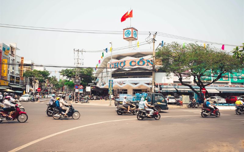 Chợ Cồn Đà Nẵng - Nơi hội tụ ẩm thực địa phương hấp dẫn 6 Chợ Cồn thu hút nhiều du khách ghé tham quan và khám phá