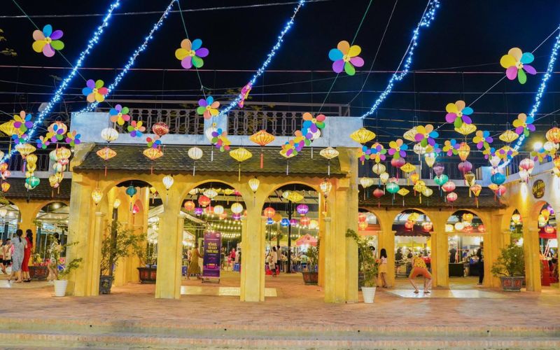 Check-in sống ảo với các khung cảnh đẹp tại chợ Helio