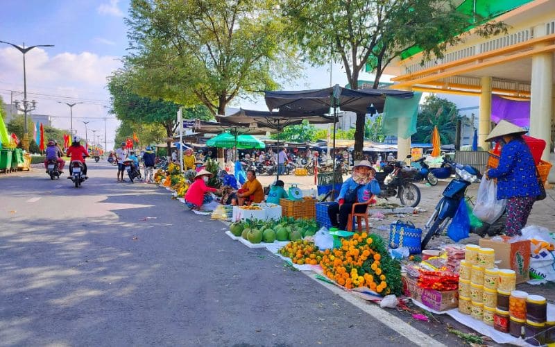Chợ Tân Chính - Nơi hội tụ những nét văn hóa của người Đà Nẵng 8 Luôn thể hiện sự tôn trọng với nét văn hóa địa phương