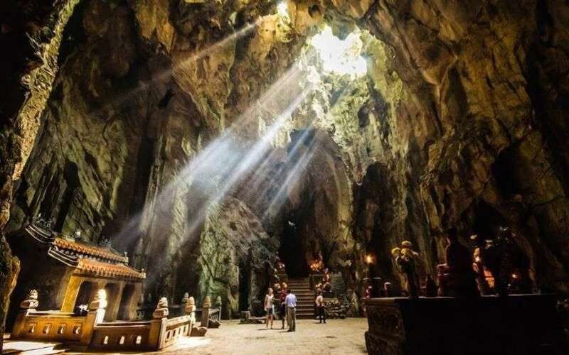 Chùa Non Nước Đà Nẵng - Điểm du lịch tâm linh hơn 300 năm 14 Khám phá động đá phía sau lưng chùa Non Nước tại Đà Nẵng