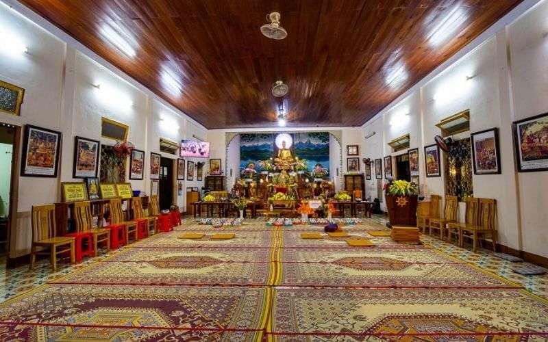 Chùa Tam Bảo Đà Nẵng - Điểm đến tâm linh Phật giáo Nam Tông 7 Các nhà sư tu tập tại chùa theo hướng Nam Tông