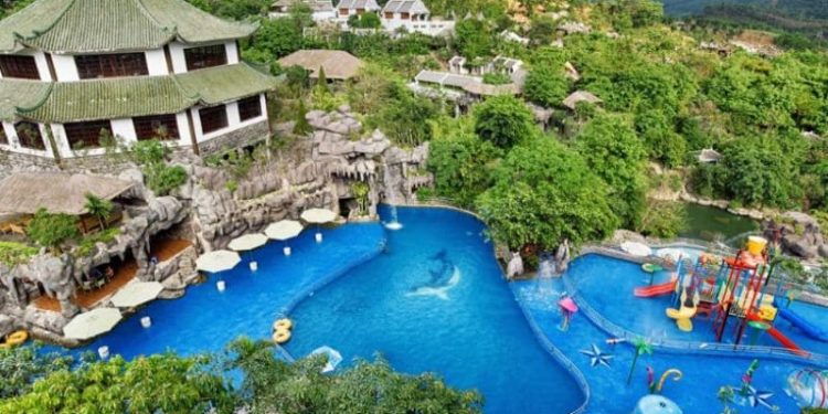 Núi Thần Tài - Công viên suối khoáng nóng tại thành phố Đà Nẵng