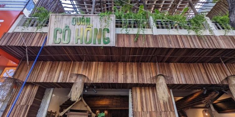 Quán Cô Hồng Đà Nẵng - Thưởng thức đặc sản đậm tình miền Trung