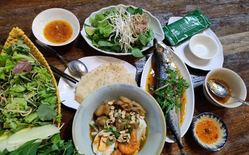 Menu Quán Cô Hồng nhiều món miền Trung hấp dẫn