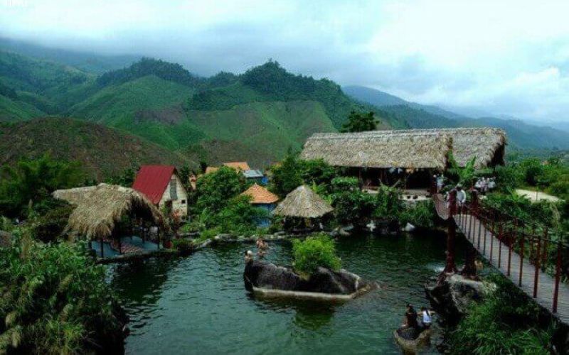 Khu du lịch Suối Hoa Đà Nẵng - Điểm đến tuyệt vời cho mọi kỳ nghỉ 12 Cảnh quan khu du lịch Suối Hoa nhìn từ trên cao xuống vô cùng hùng vĩ